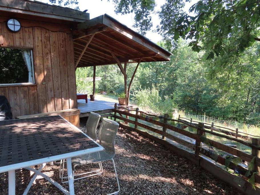 Cosy Cabane Montbrun-Bocage Екстериор снимка