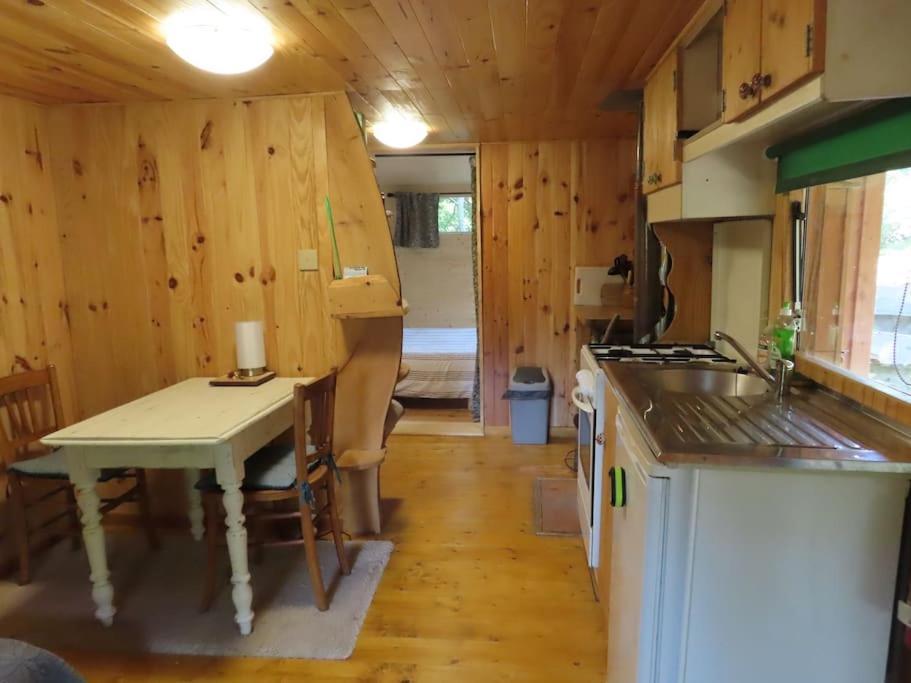 Cosy Cabane Montbrun-Bocage Екстериор снимка