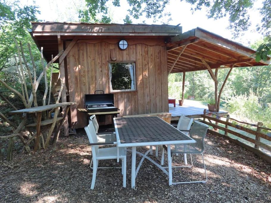 Cosy Cabane Montbrun-Bocage Екстериор снимка