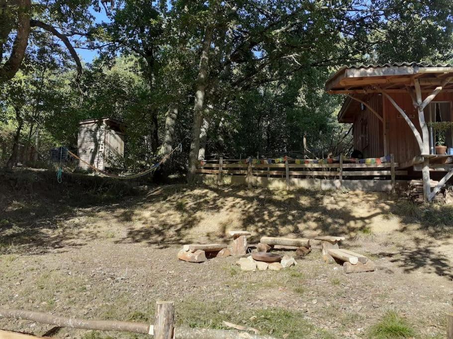 Cosy Cabane Montbrun-Bocage Екстериор снимка