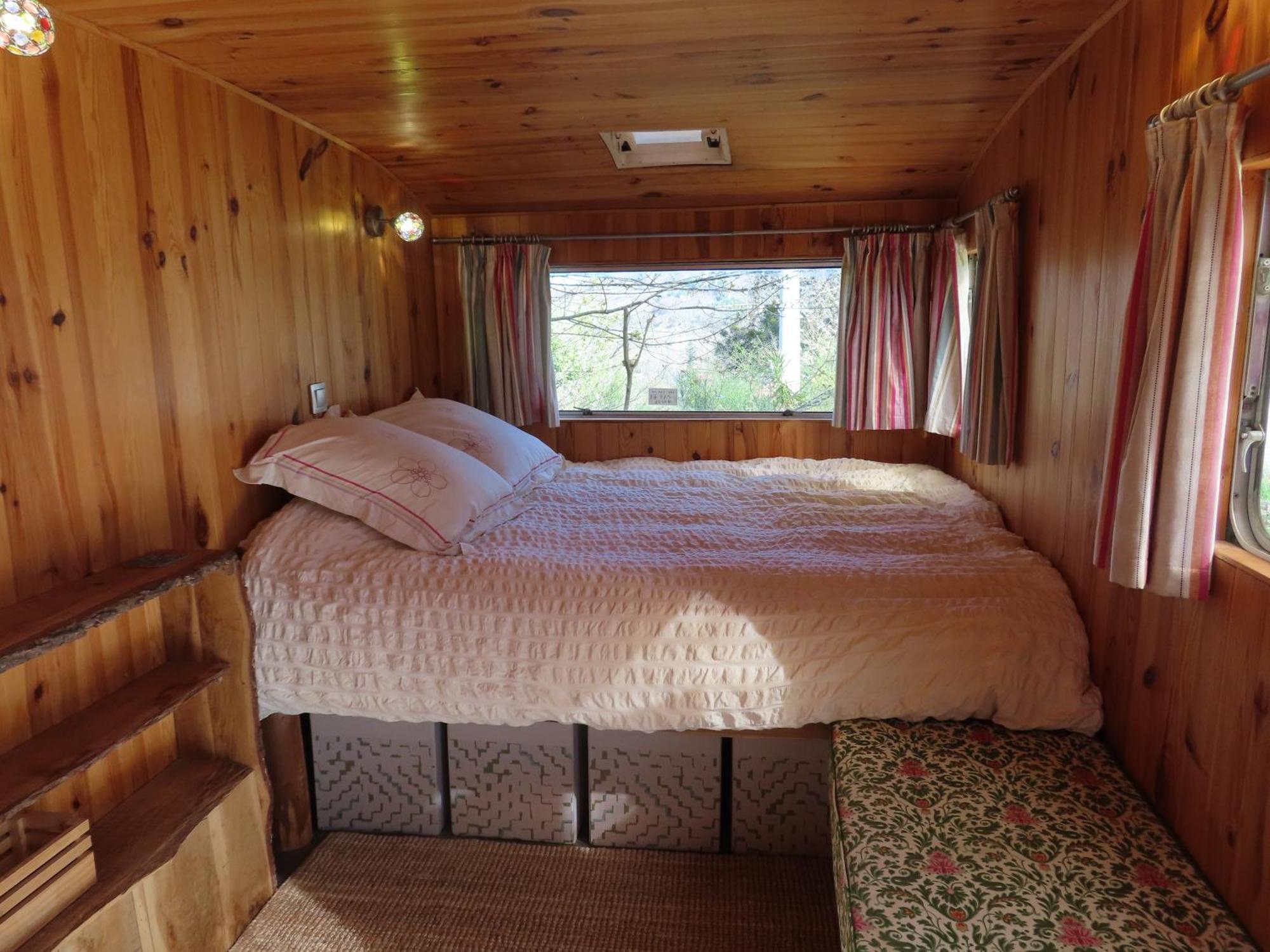 Cosy Cabane Montbrun-Bocage Екстериор снимка