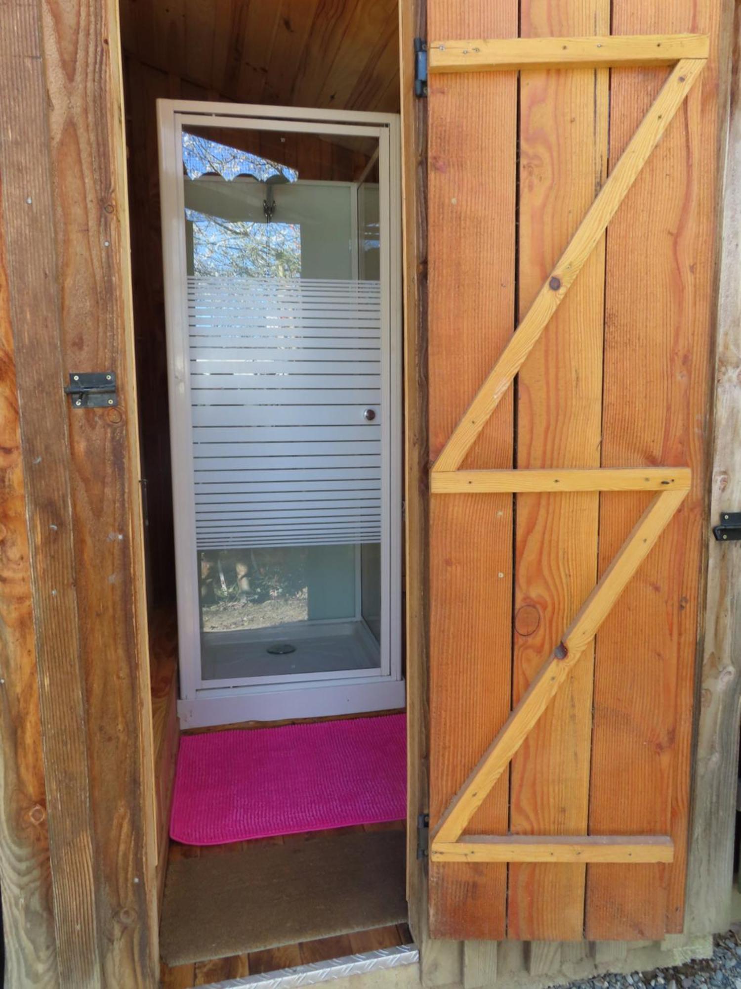 Cosy Cabane Montbrun-Bocage Екстериор снимка